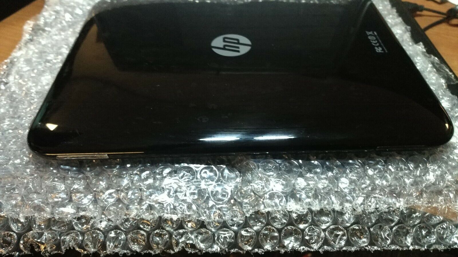 HP Tablet (Unknown Model) 9.5" Screen 11" Overall !! For Parts Only !!