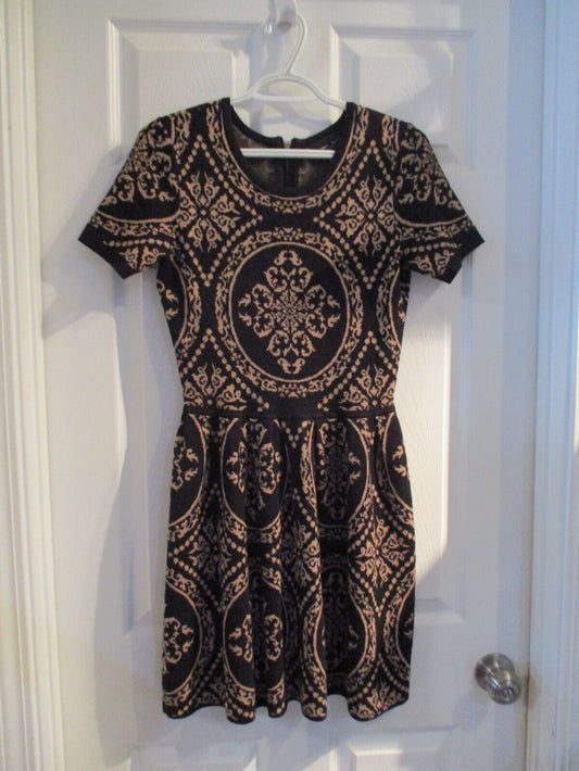 Romeo + Juliet Couture Black Knit Dress MEDIUM
