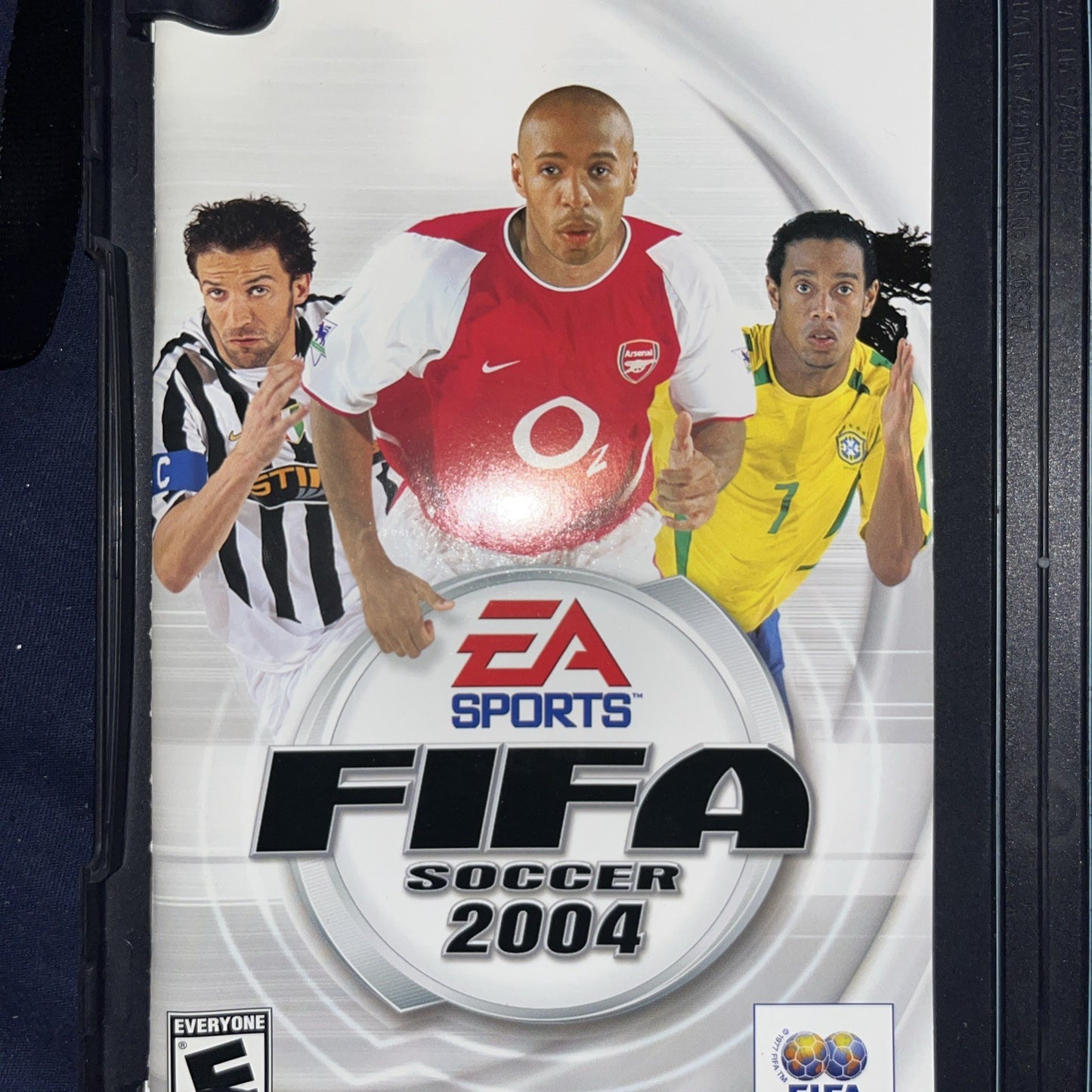 FIFA Soccer 2004 (Sony PlayStation 2, 2003)