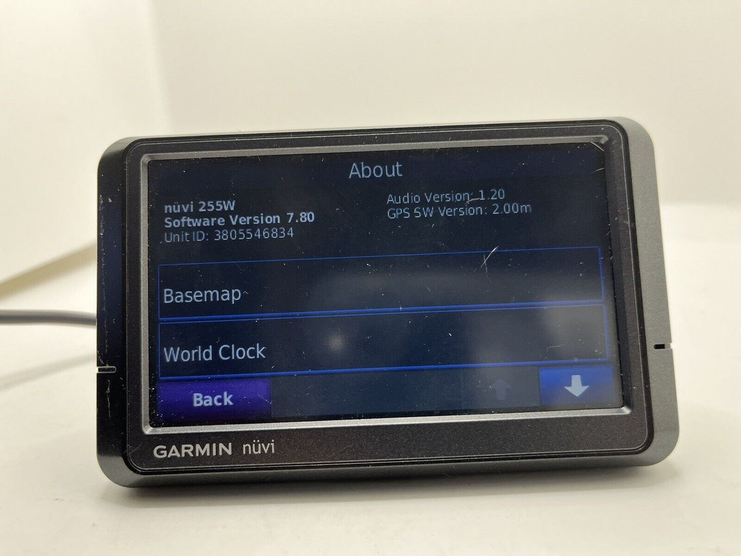 Garmin nüvi 255W 4.3 inch GPS Bundle Mount, US/Canada 2024 Maps, Charger, 8GB SD