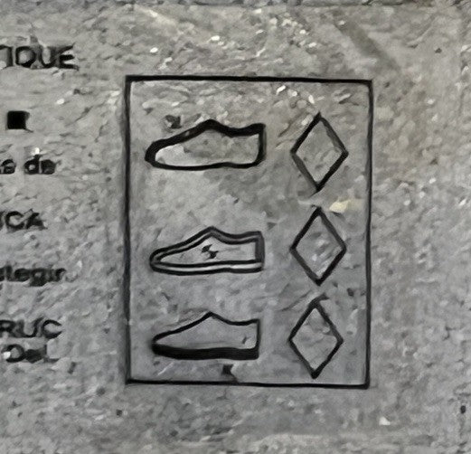 Old Navy Woman Flip Flops Sandals Summer Beach Size 9 Brand NEW