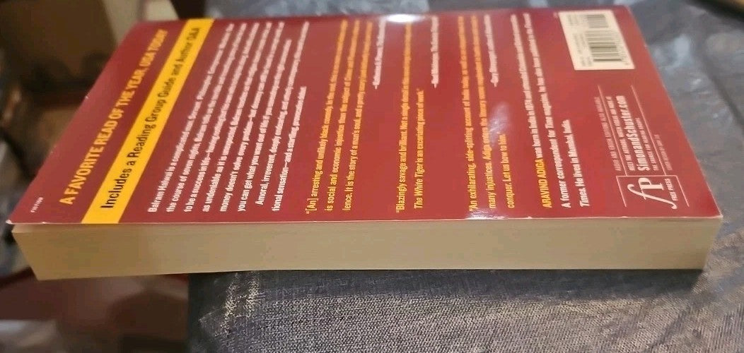 White Tiger : A Novel by Aravind Adiga (2008, Trade Paperback)