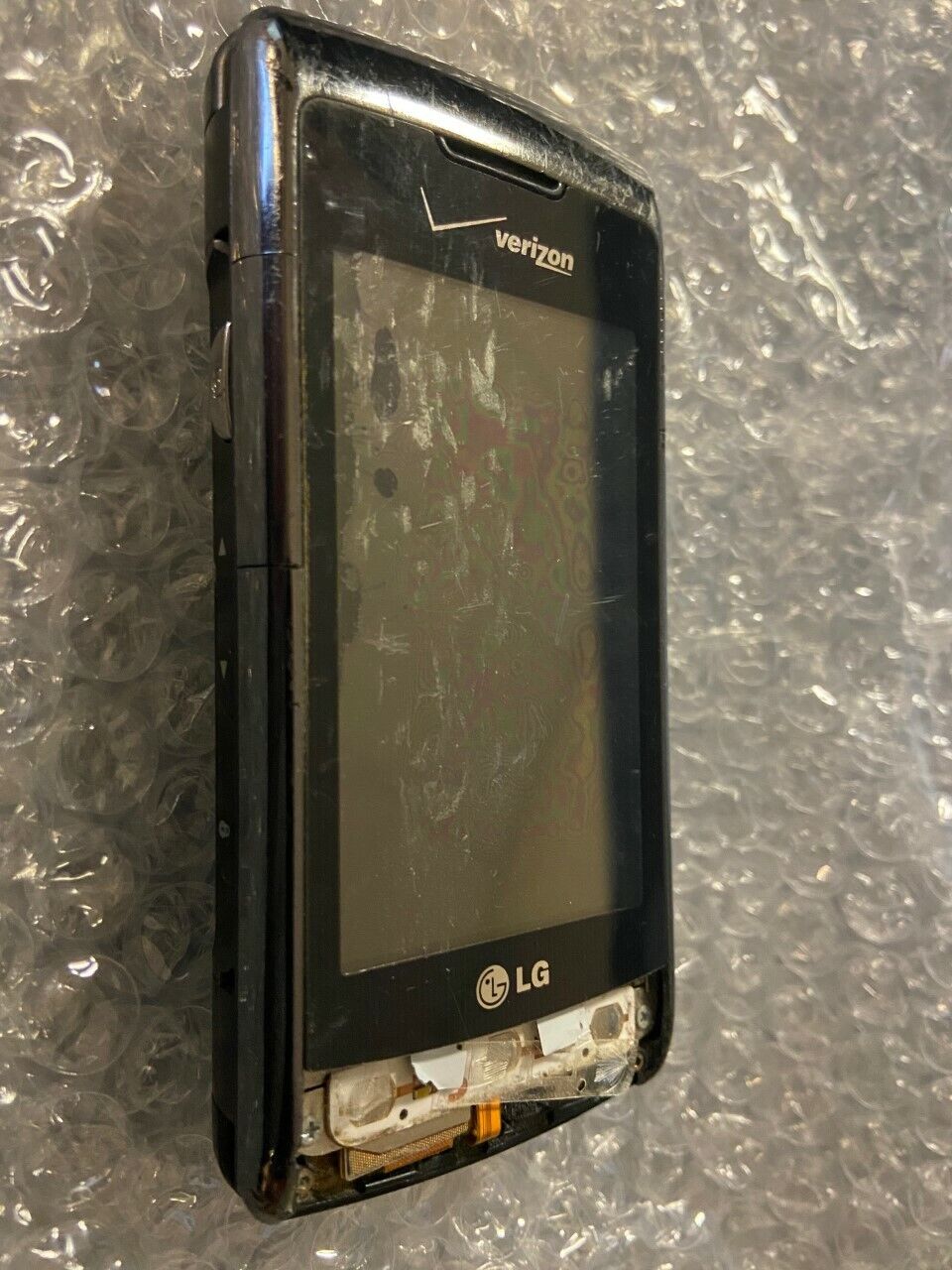 Choose Flip / Slider / Smart / Bar / Tablet / CDMA or GSM Phone.  For Parts Only