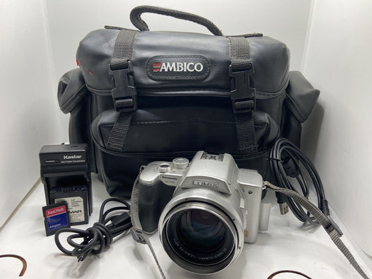 Panasonic LUMIX DMC-FZ20 5MP Case, Tripod, 1GB SD, USB Data, Chargers BUNDLE