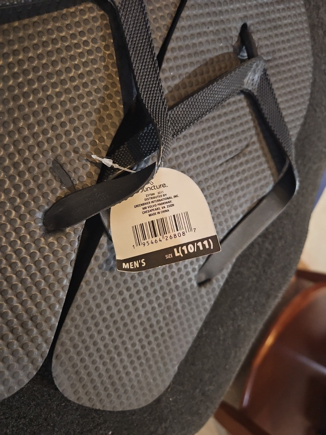 Juncture Men's Flip Flops Large 10/11