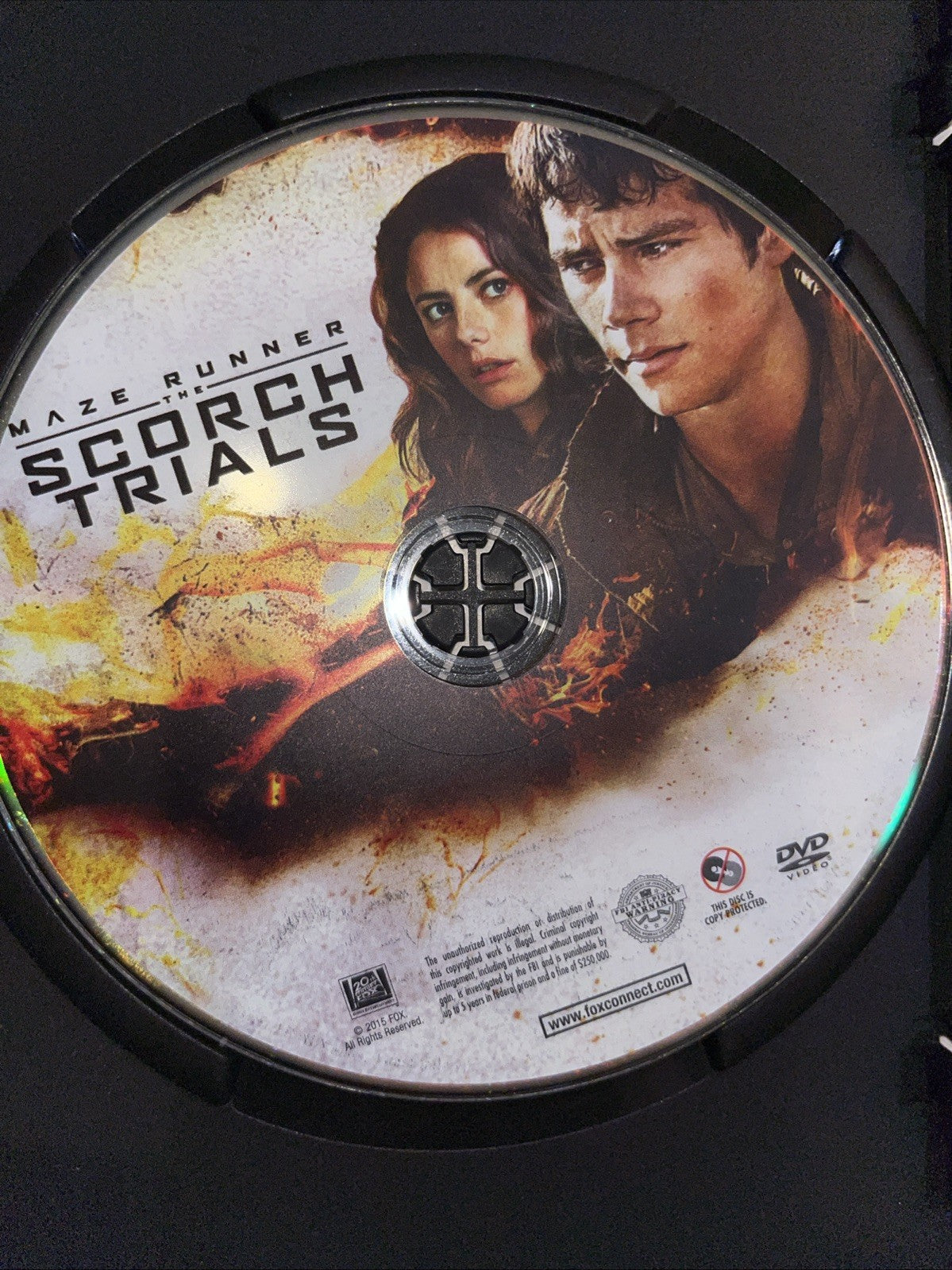 Maze Runner: the Scorch Trials (DVD, 2015). Tested. New Case. Damaged Artwork