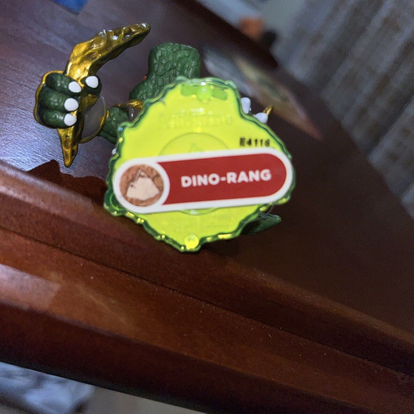 Skylanders Dino-Rang With Stickers And Cards