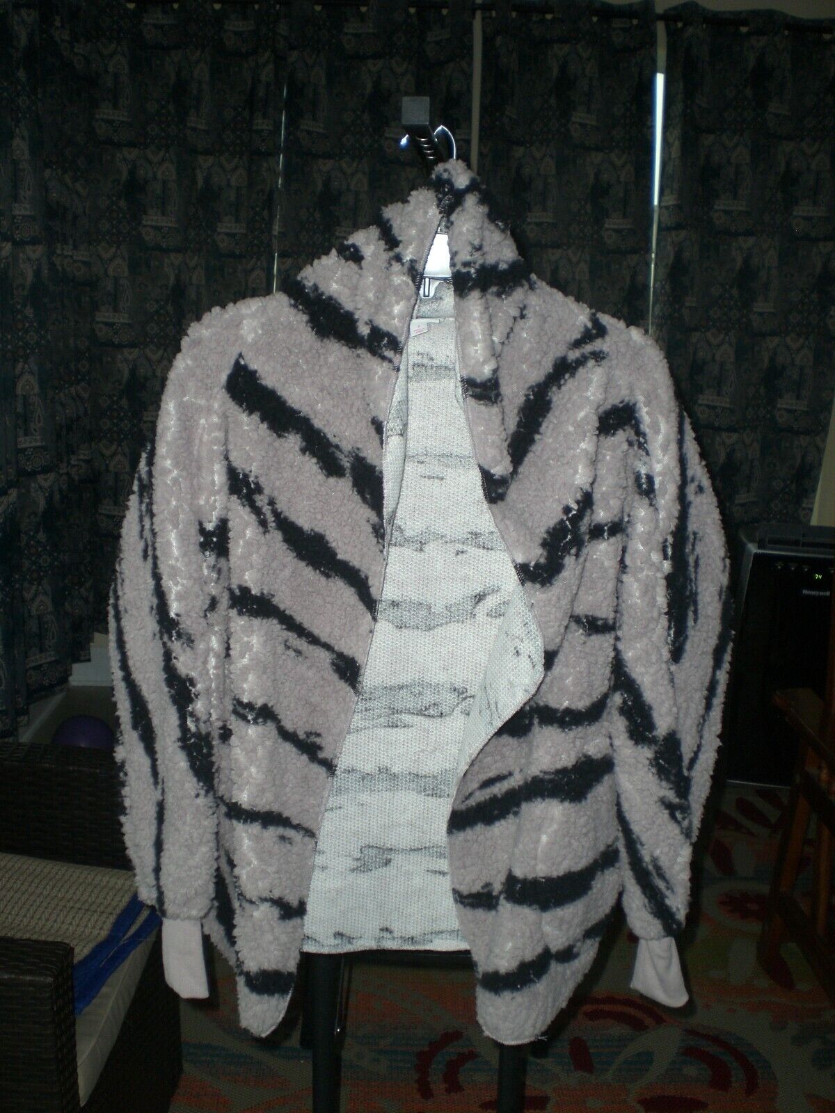 LuLaRoe Teddy Bear Jacket Purple with Black Stripes SMALL