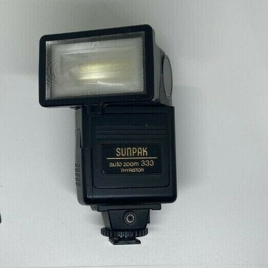 Sunpak Auto Zoom 333 Thyristor Flash