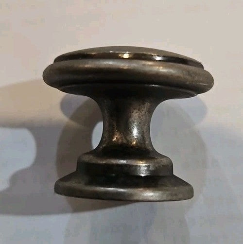 1-1/8 " Round Drawer Knob. Combined Dhipping Discounts