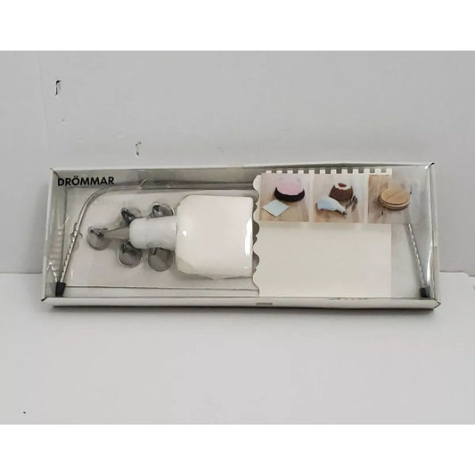 IKEA Cake Decorating Kit Drommar 501.330.50 Tips Spatula Leveling Tool Pipe Bag