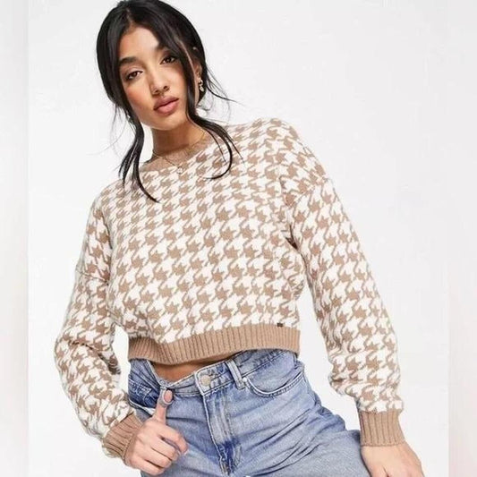Hollister Houndstooth Dark Tan and Ivory Cropped Sweater XS