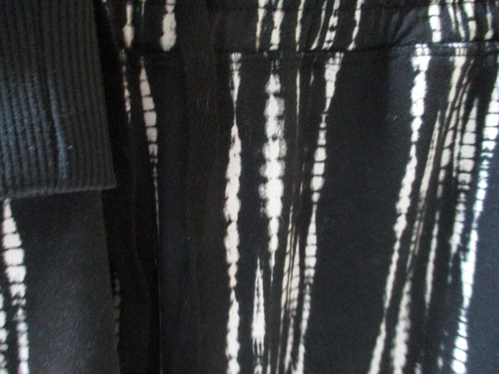 LuLaRoe Jax NWOT SMALL Black White Gray Joggers Sweatpants