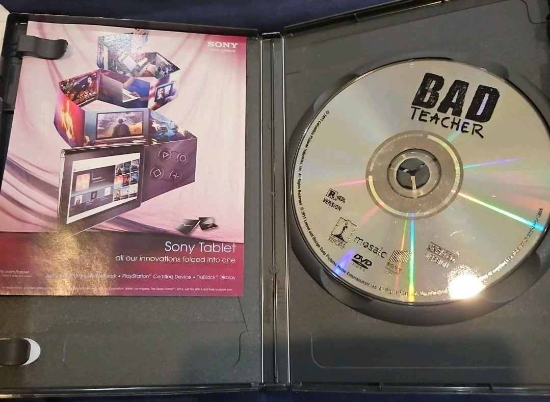 Bad Teacher (DVD, 2011) Moisture Damage On Artwork. Tested