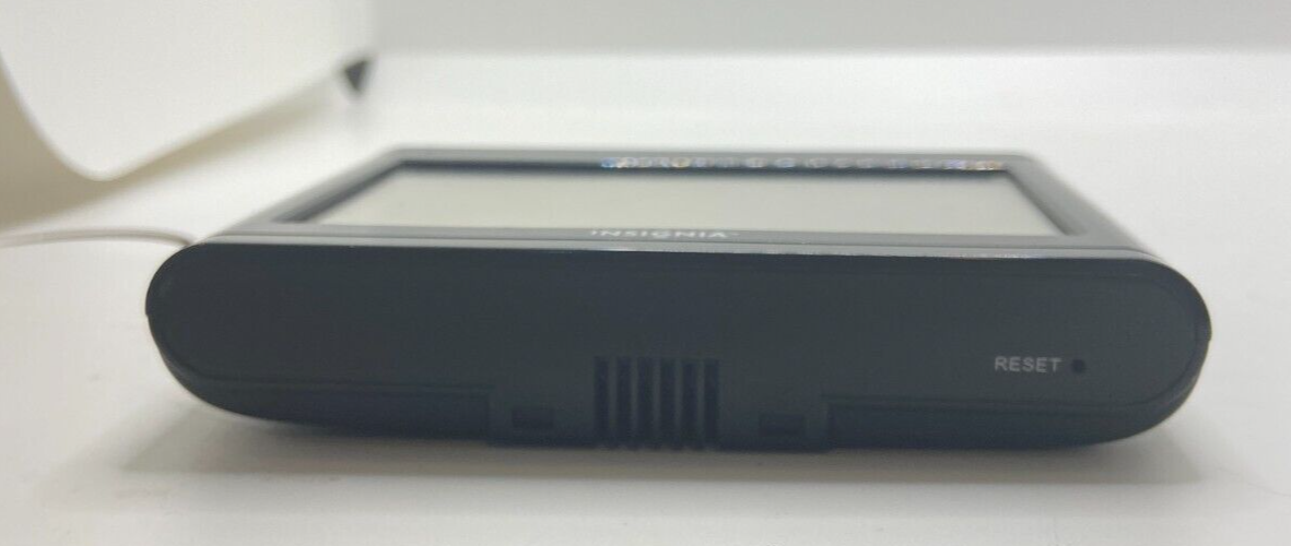 Insignia NS-CNV20 Automotive GPS Unit