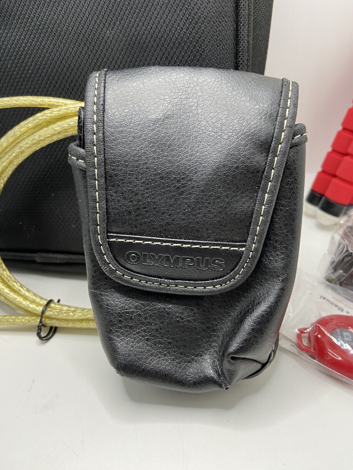 Olympus FE-310 8.0MP w/Cases, Tripod, USB Cable, Phone Shutter Remote BUNDLE