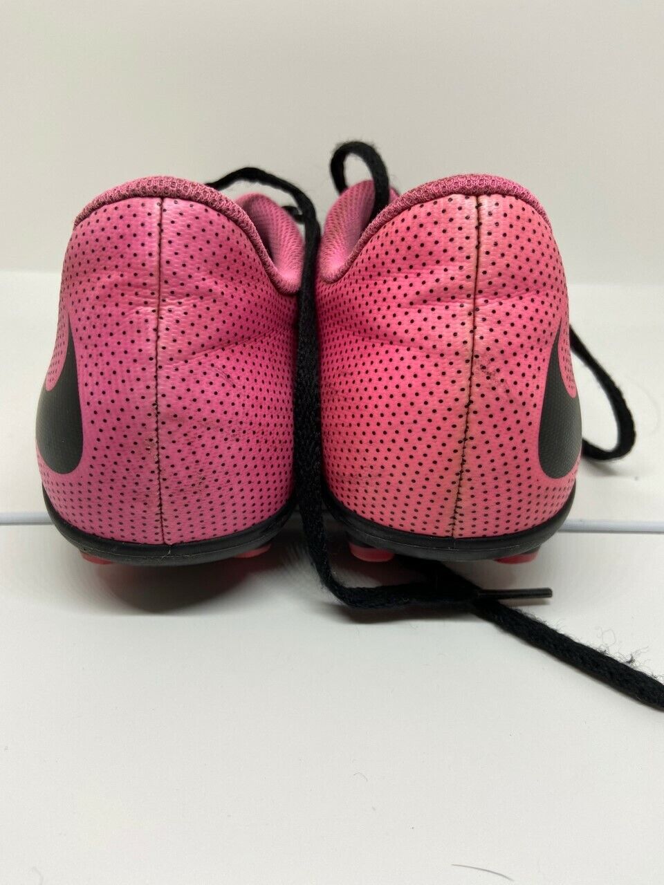 Nike Bravata II Soccer Cleats size 3Y