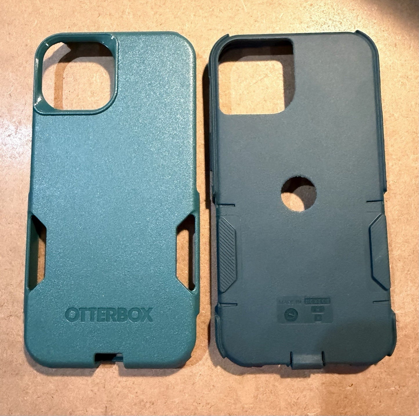 OtterBox Commuter Series Case for Apple iPhone 13/14 Teal Green