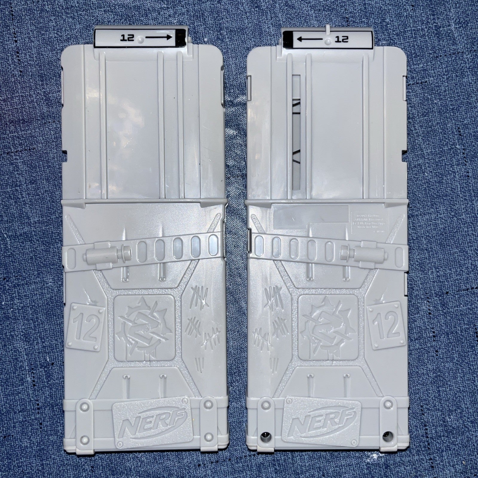 Nerf Zombie Strike Scavenger Rifle Twinslice Axe Hammer Scope 3xMags 10 Darts