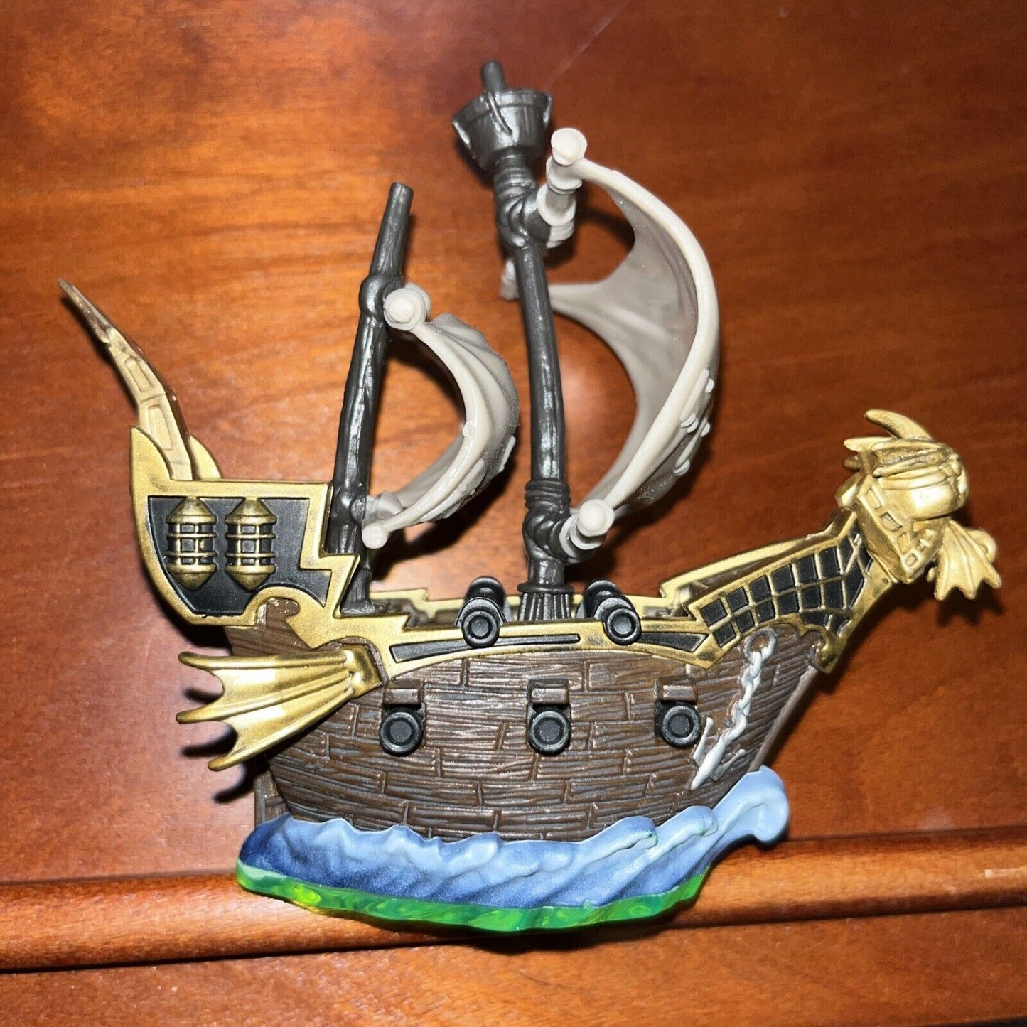 Skylanders Pirate Seas With Stickers And Cards ￼