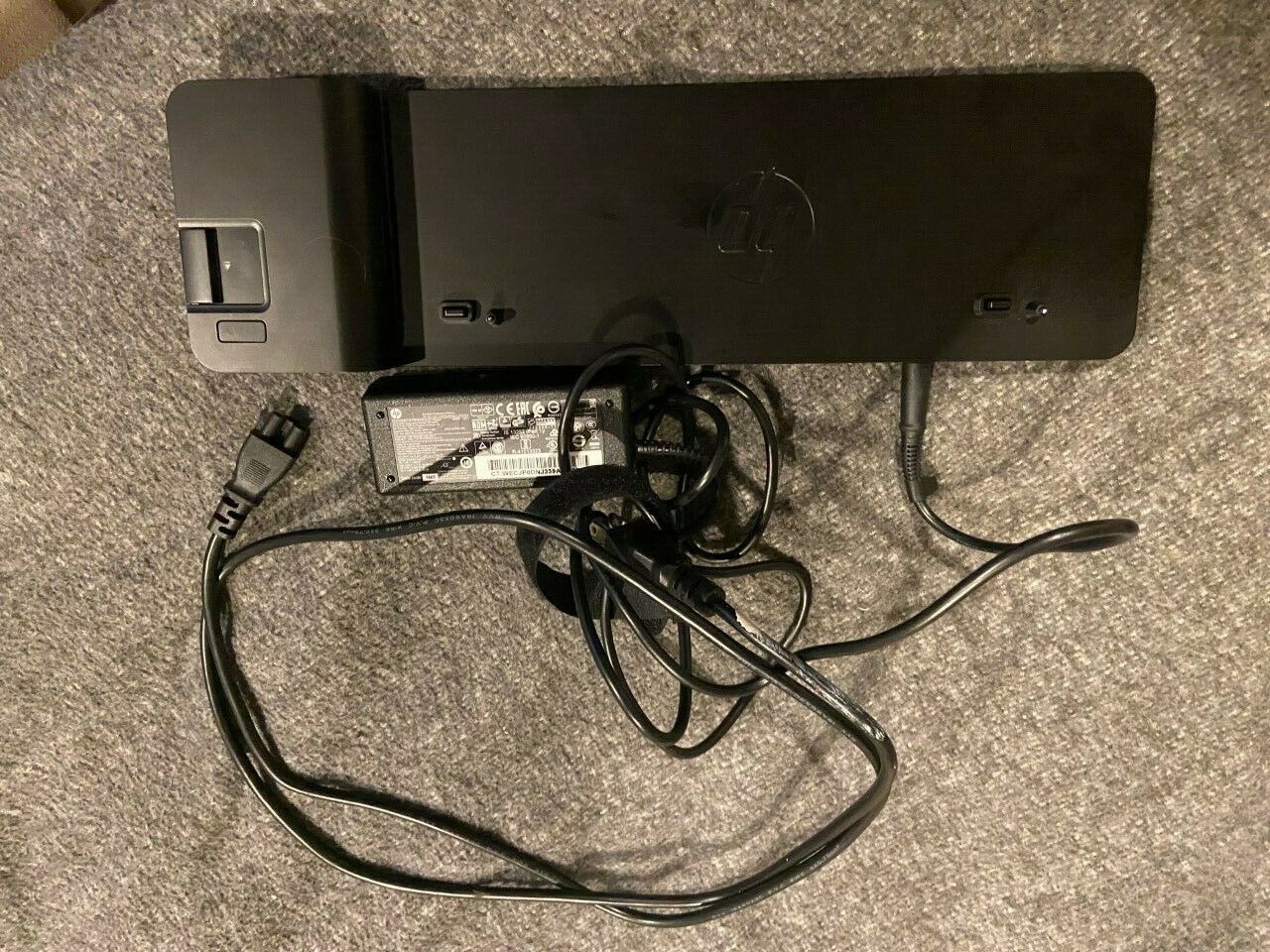 HP D9Y32AA 2013  UltraSlim Docking Station with Power Supply - Used - Works