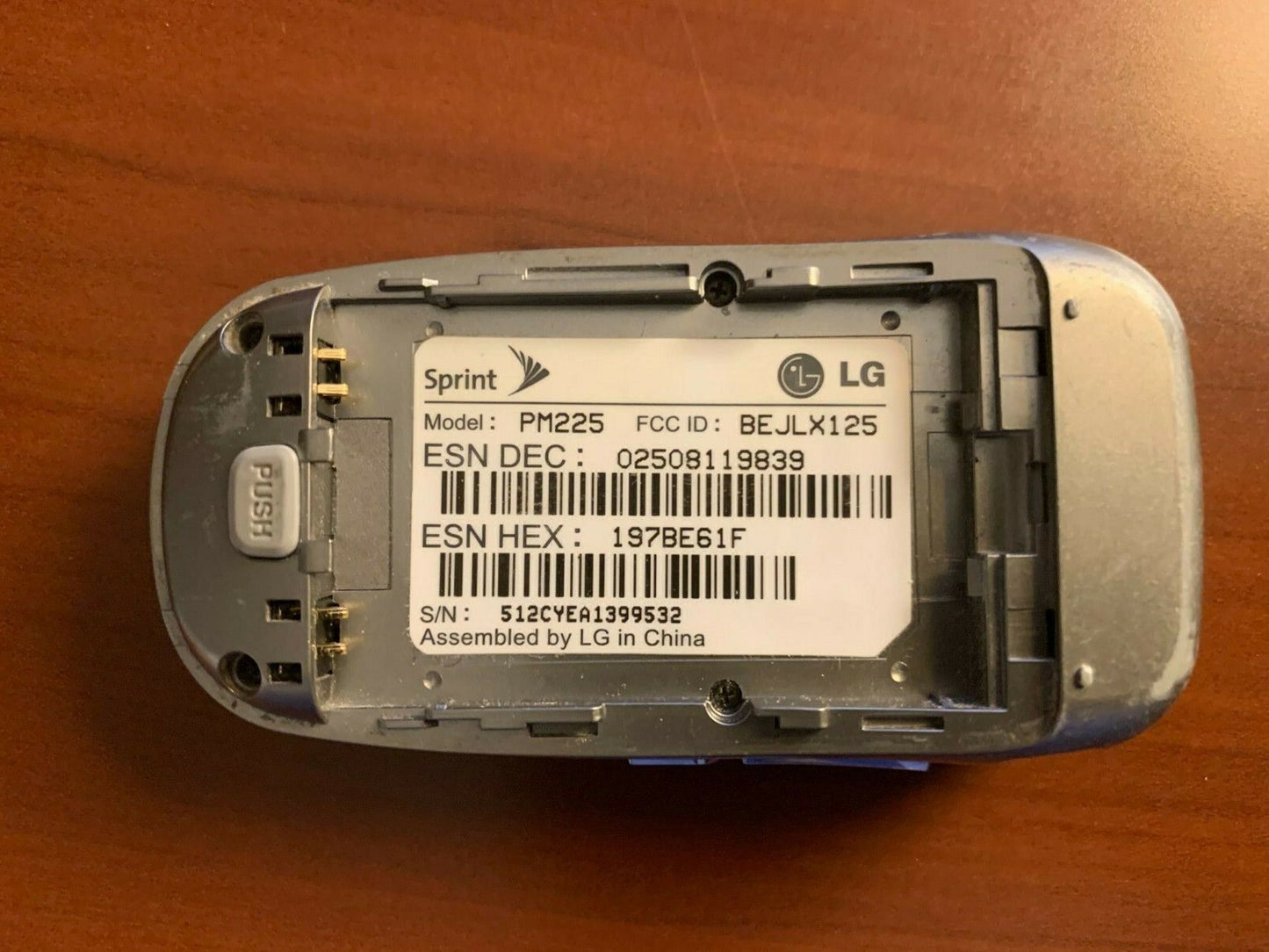  LG PM-225 - Silver (Sprint) Cellular Phone !! For Parts Only !! 