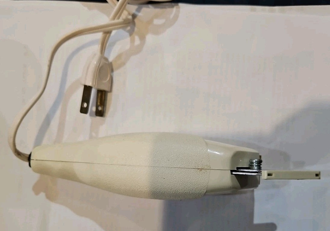 VTG National 2 Speed A3004 Electric Scissors 115V 60Hz 5W Automatic Light WORKS