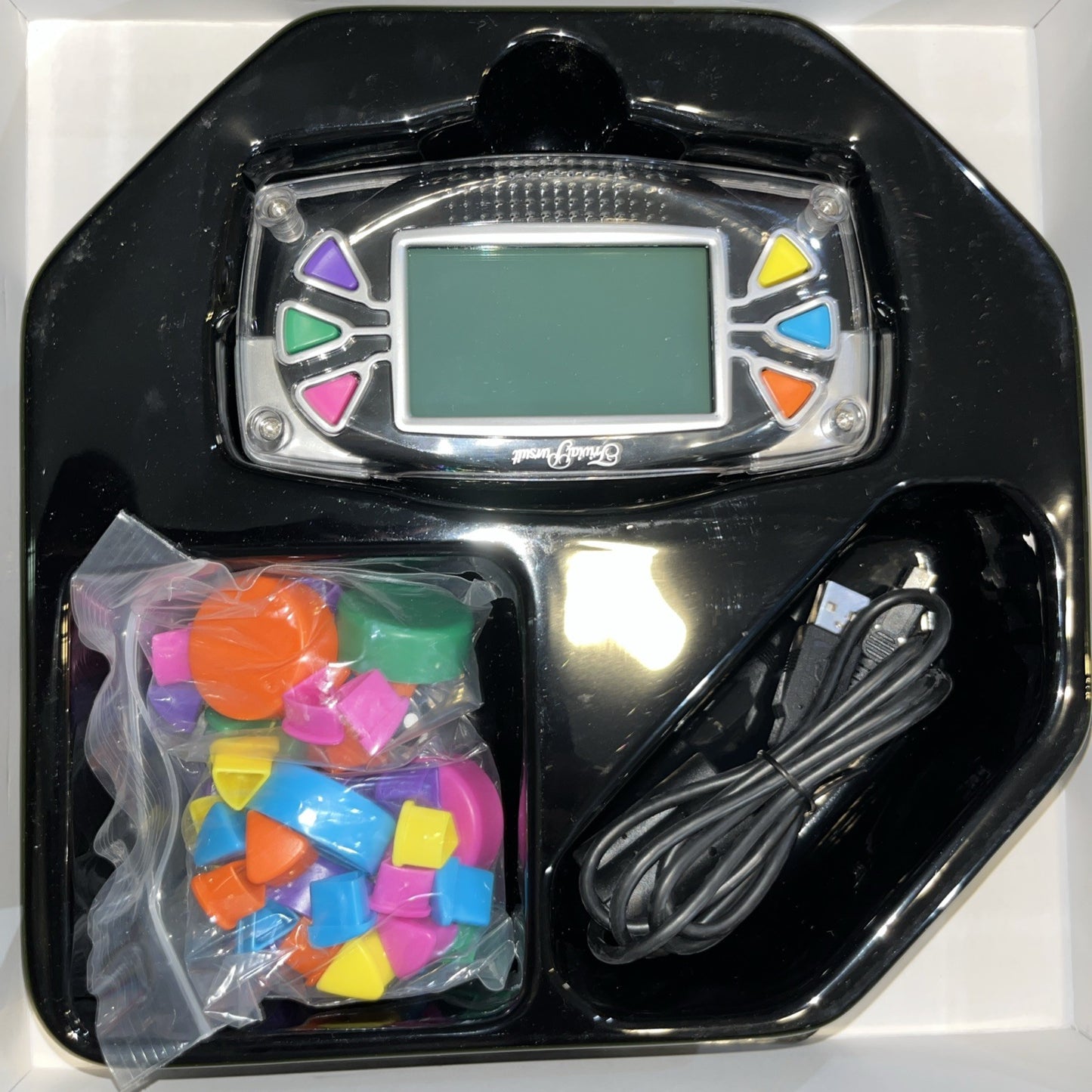 Hasbro Trivial Pursuit Digital Choice Game 25th Anniversary Edition EUC Working