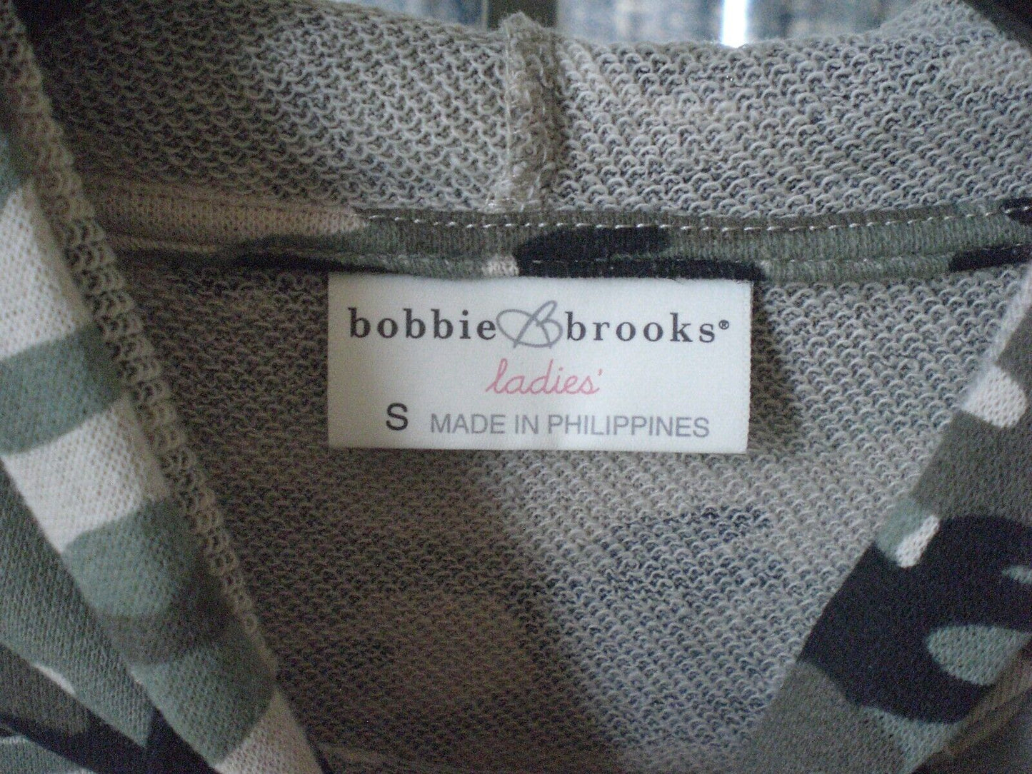 Bobbie Brooks Camo Hoodie Sweatshirt SMALL