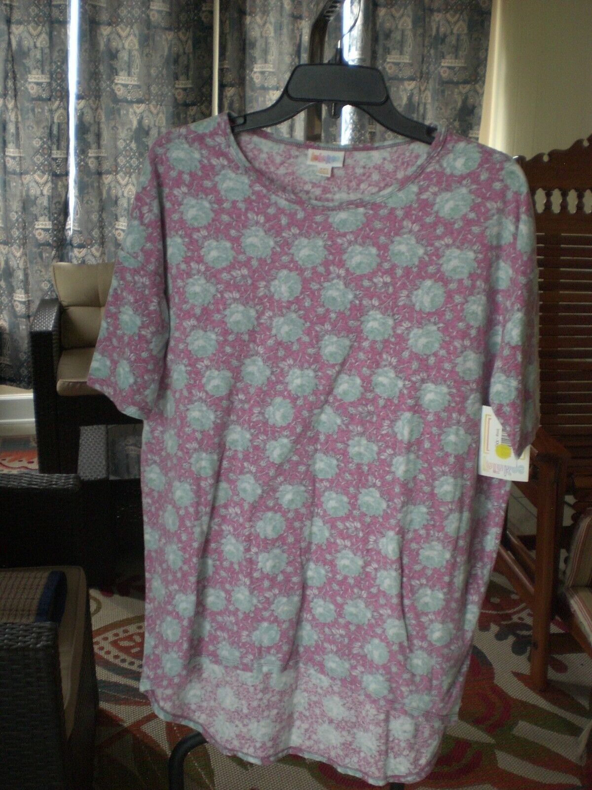 NWT LuLaRoe Fuchsia Floral Irma Shirt Top Blouse Tunic XXS