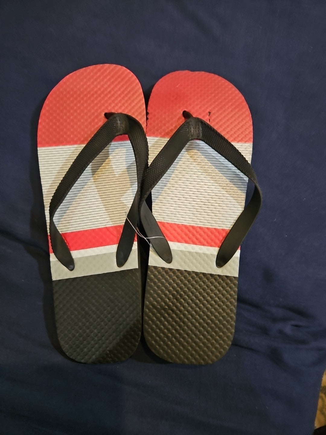 Juncture Men's Flip Flops Size 8/9 - Brand New