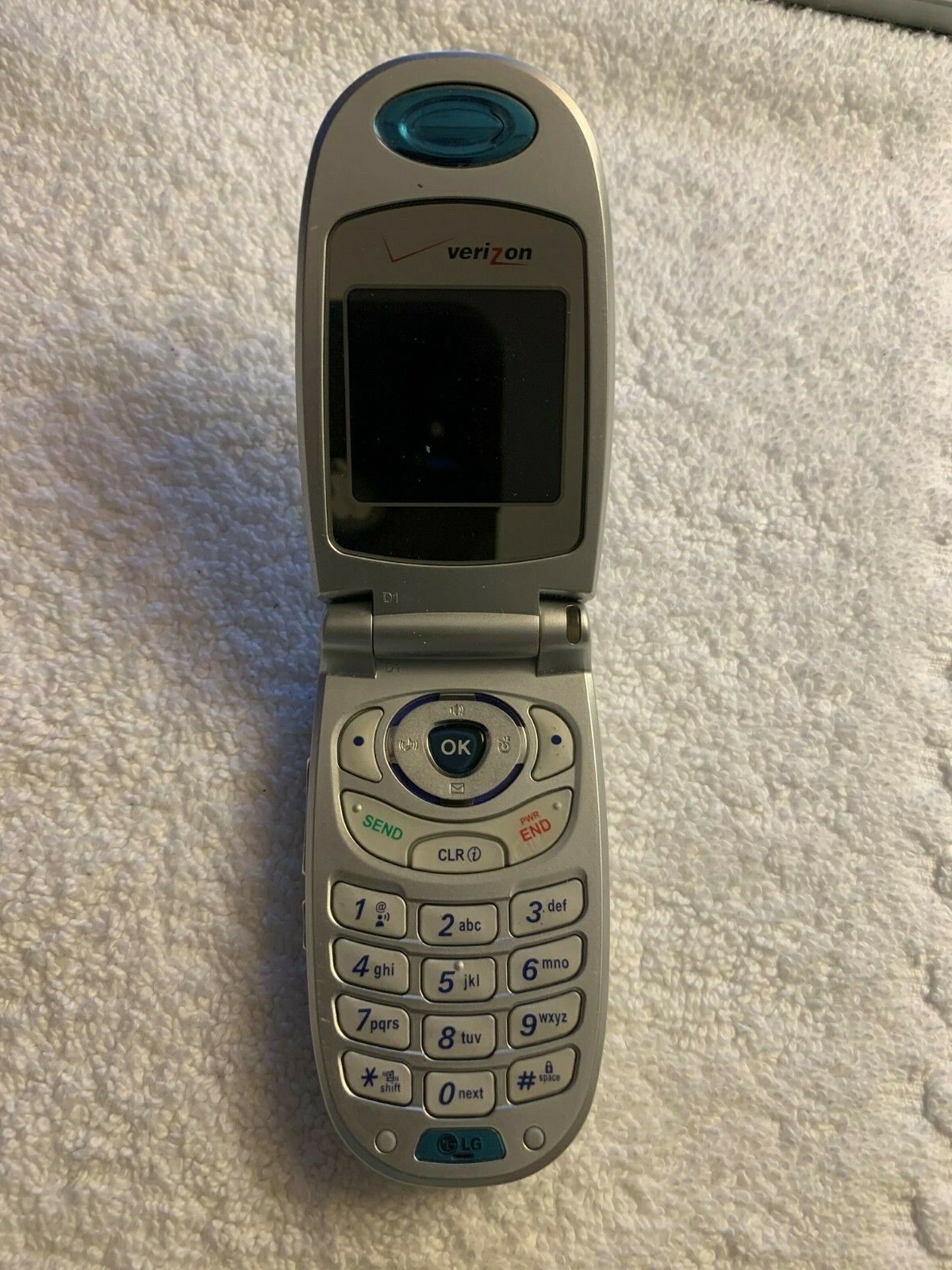 Choose Flip / Slider / Smart / Bar / Tablet / CDMA or GSM Phone.  For Parts Only