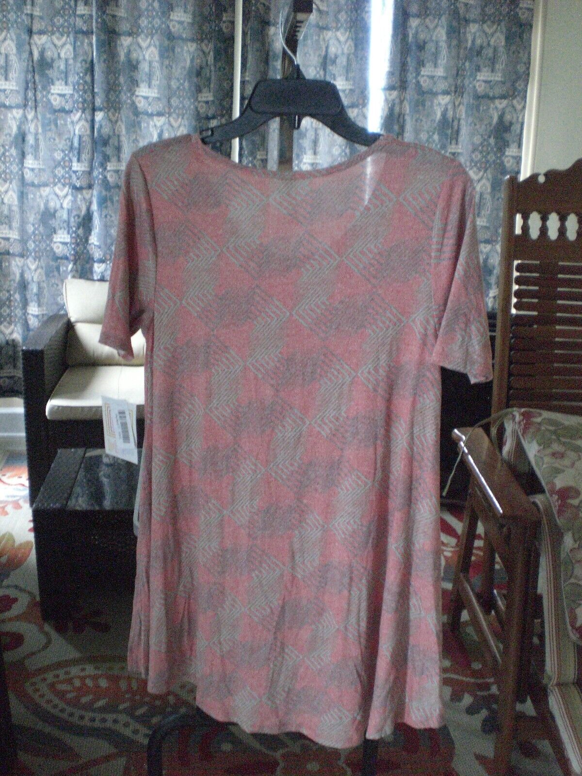 LuLaRoe Perfect-T Shirt Top Blouse NWT Heathered Red Geometric Design XXS