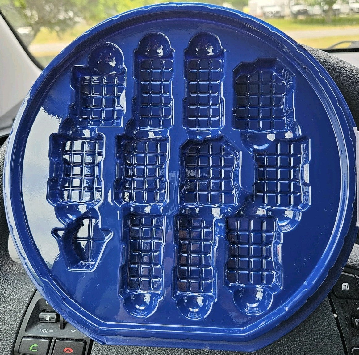 ZURU 5 Surprise Mini Brands! Collector’s Case - Disney Store Edition