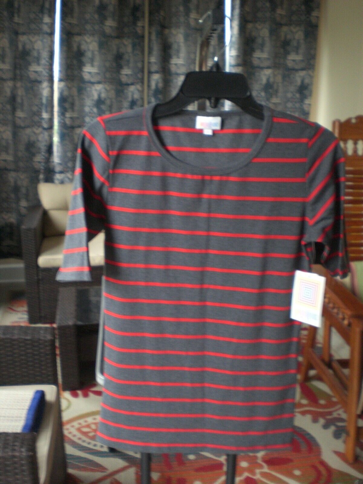 NWT LuLaRoe Gray Red Stripes GiGi Shirt Top Blouse SMALL