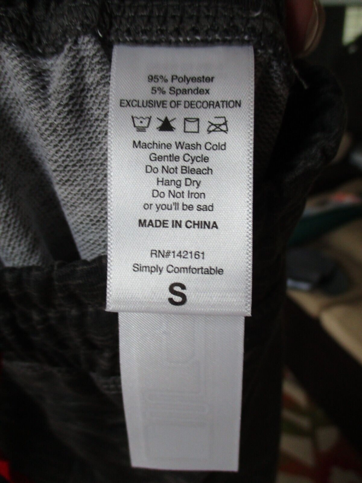 LuLaRoe Jax NWOT SMALL Heathered Gray with Red Heart Knee Patches Joggers