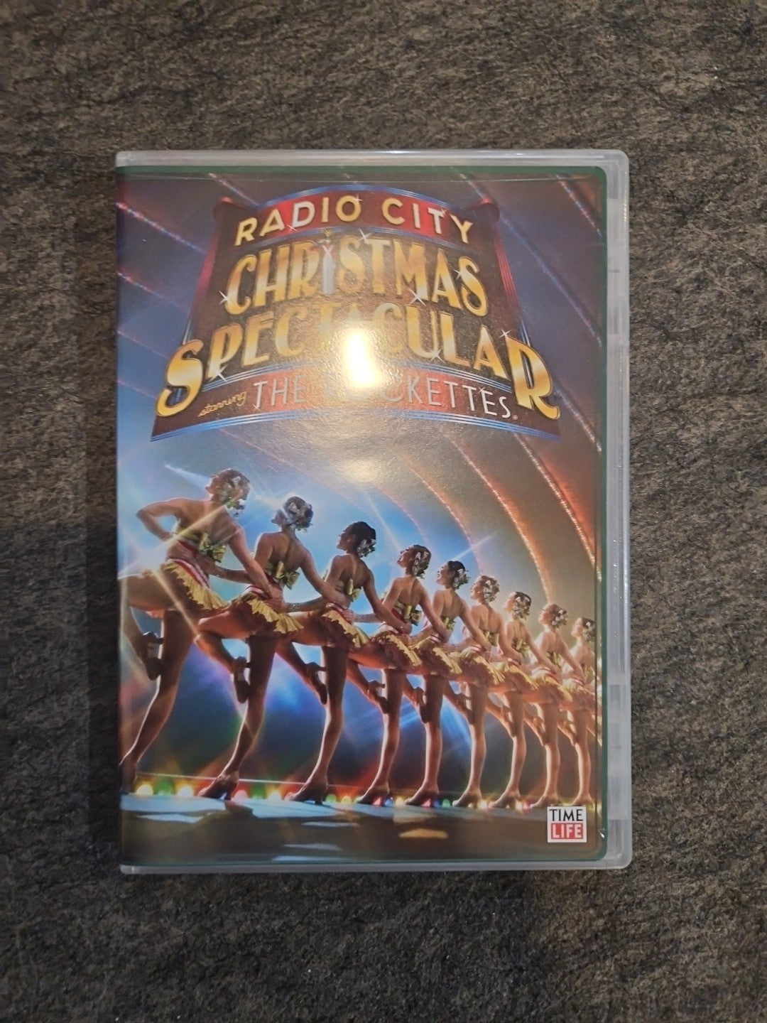 Radio City Christmas Spectacular Featuring the Rockettes (DVD)