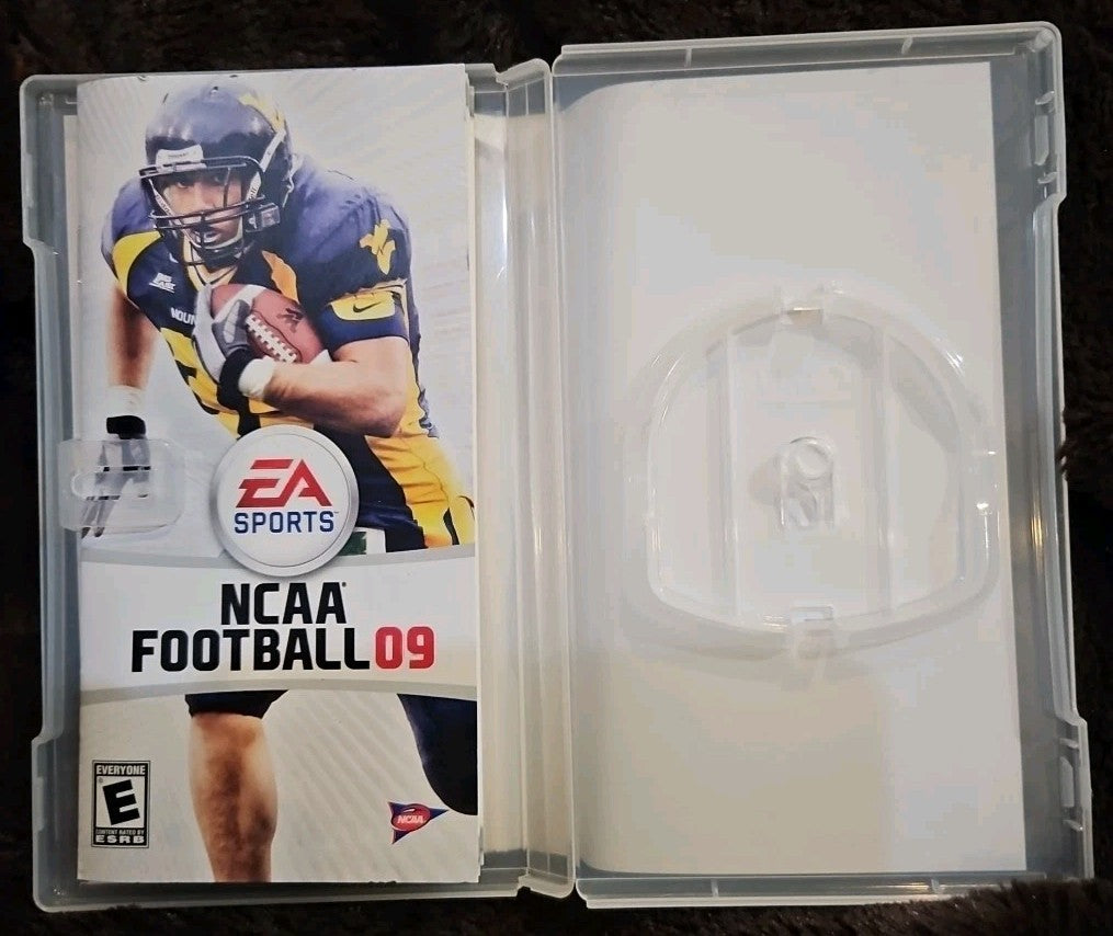 NCAA Football 09 (Sony PSP, 2008) No Game. Case. Box Art. Manual
