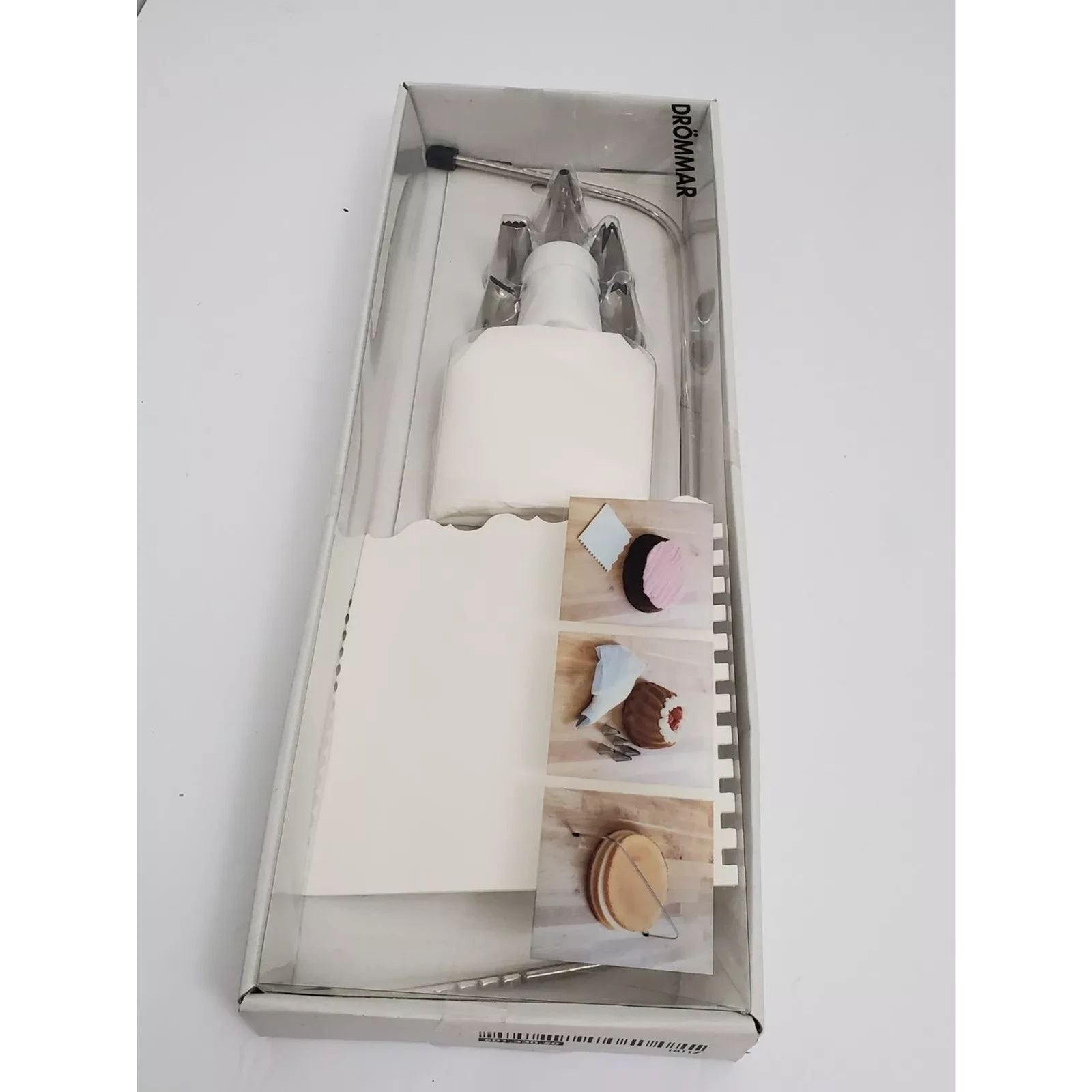 IKEA Cake Decorating Kit Drommar 501.330.50 Tips Spatula Leveling Tool Pipe Bag