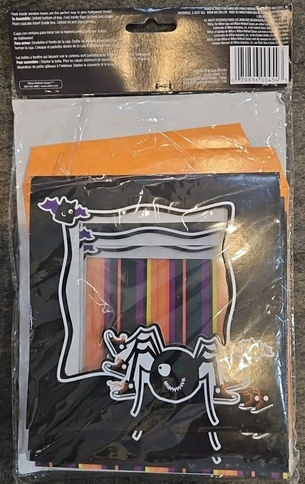 HALLOWEEN TREAT BOXES SPIDER 3 In Package 6.25”x6.25” /3 Inserts/bases (Wilton)