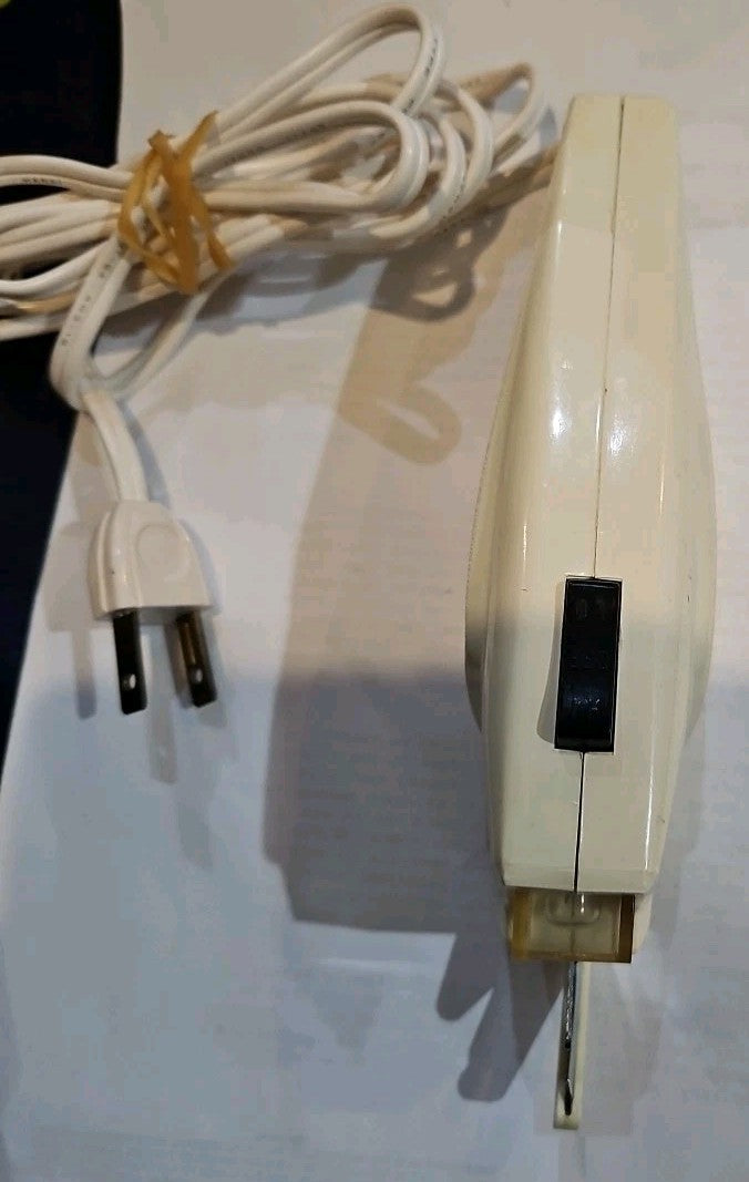 VTG National 2 Speed A3004 Electric Scissors 115V 60Hz 5W Automatic Light WORKS