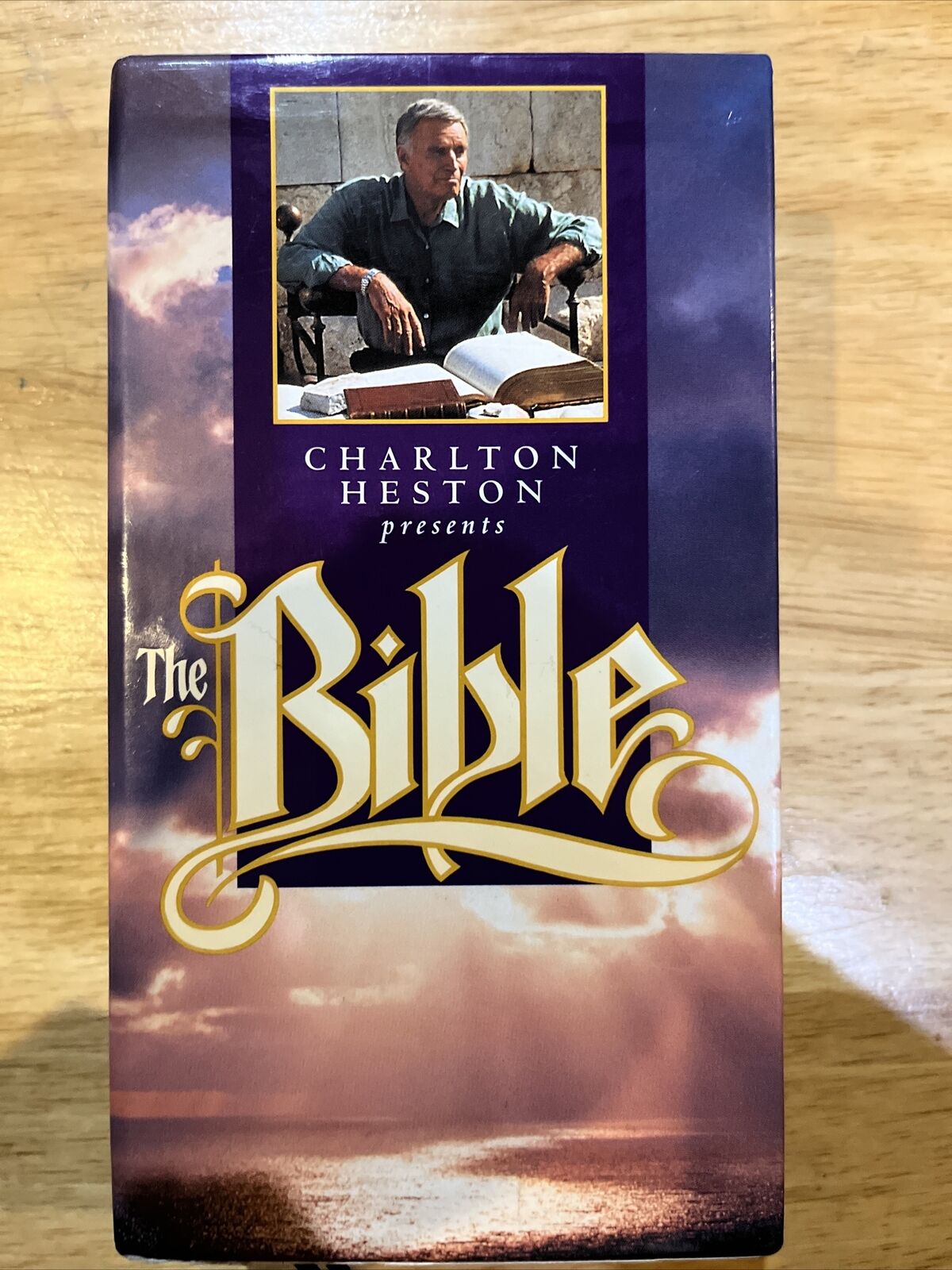 Charlton Heston Presents the Bible - The Passion (VHS, 1995)