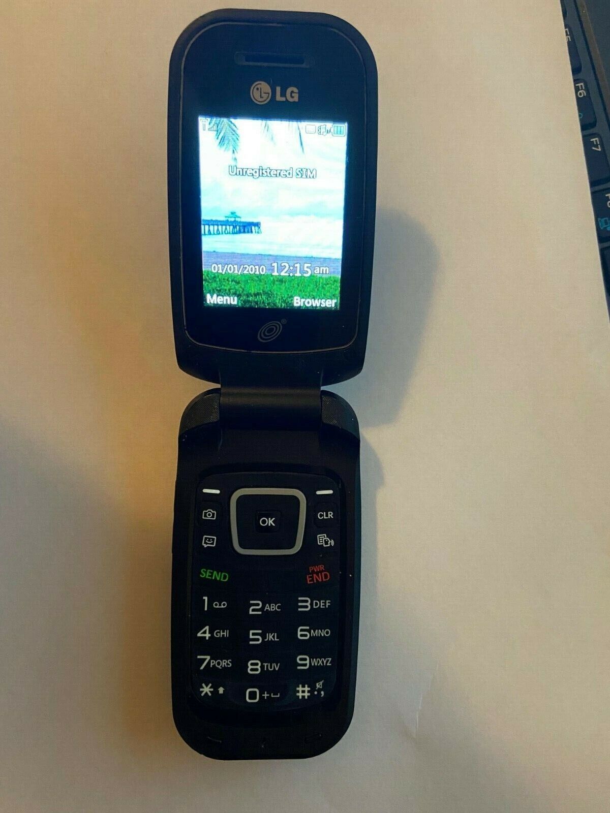 LG 440G (TracFone) Smartphone - Black - Tested - Bundle