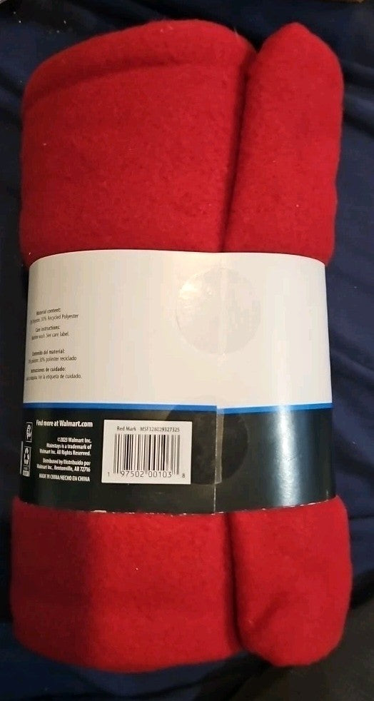 Mainstays Fleece Throw Red 50" X 60"