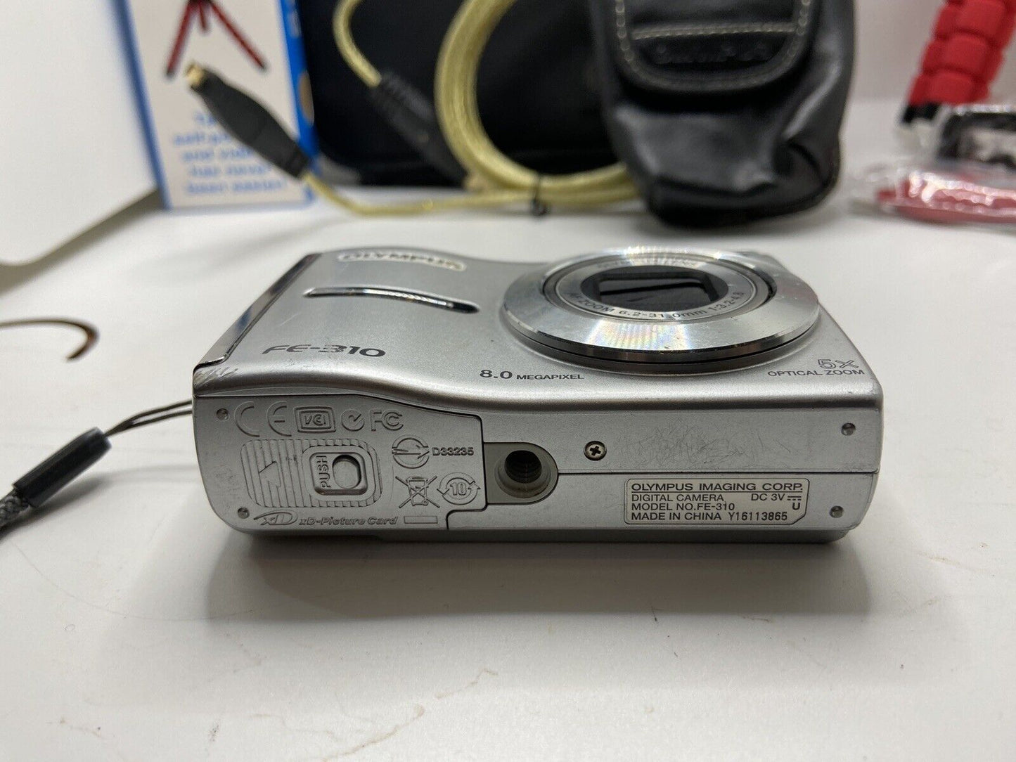 Olympus FE-310 8.0MP w/Cases, Tripod, USB Cable, Phone Shutter Remote BUNDLE