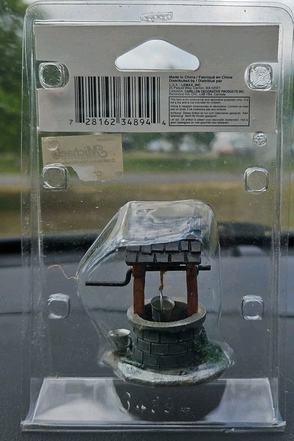 Village Accessory Lemax Village Collection Park Bench set of 2 and Water Well