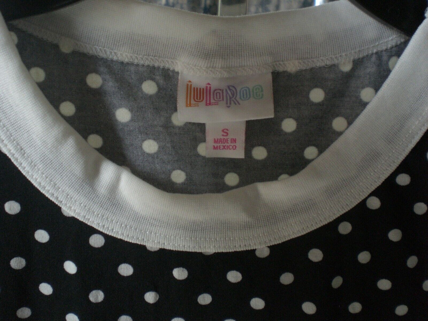 NWT LuLaRoe Black w/ White Dots Liv Top Shirt Blouse SMALL