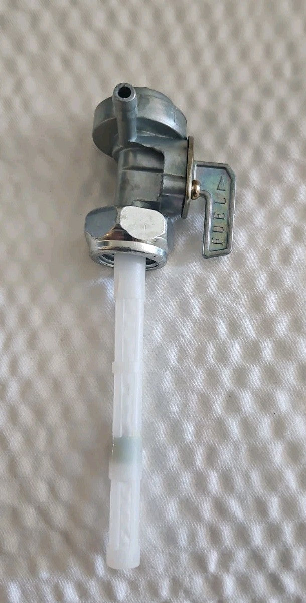 SPNUVR Minibike / GoKart Carburator With Shutoff + Filter