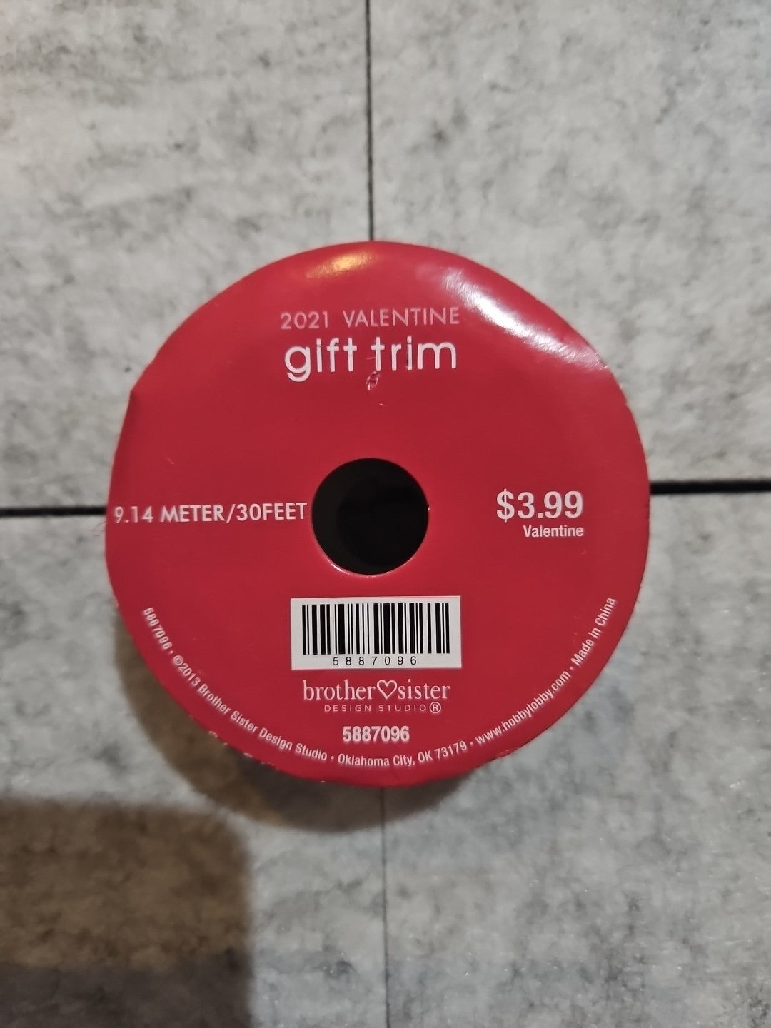 Brother & Sister Design Studio 30 Feet 5887096 Red/White Stripe