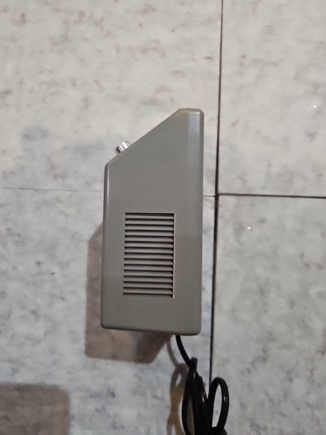 Cadrim Variable 100-240 VAC to 0-17 VDC 12W Power Converter/Transformer